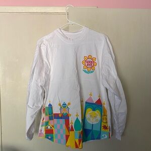 NWOT Disneyland it’s a small world. jersey size small